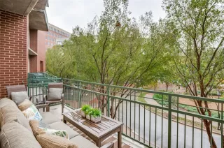 Photo #6: 21111734 Listing 