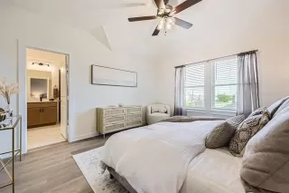 Photo #5: 21111793 Listing 