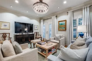 Photo #5: 21112013 Listing 