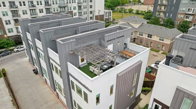 MLS: 21112221 Condo For Sale