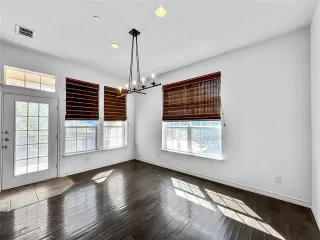 Photo #2: 21112434 Listing 