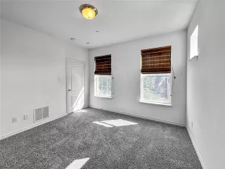 Photo #5: 21112434 Listing 