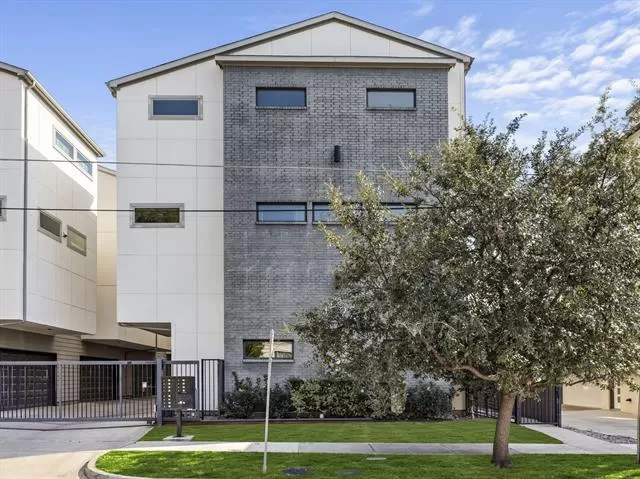 MLS: 21112464 Condo For Sale