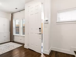 Photo #3: 21112464 Listing 