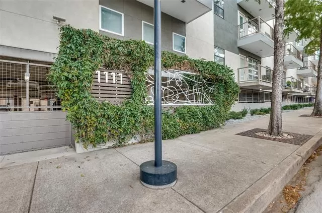 MLS: 21112766 Condo For Sale