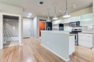 Photo #3: 21112766 Listing 