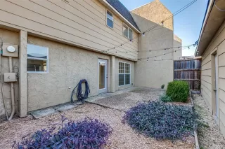 Photo #3: 21112919 Listing