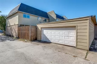 Photo #4: 21112919 Listing