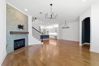 Photo #4: 21113416 Listing 