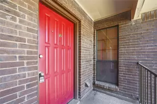 Photo #3: 21113796 Listing