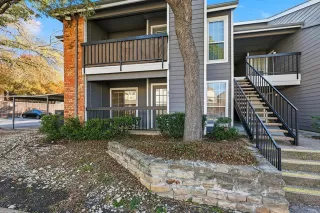 Photo #3: 21114107 Listing