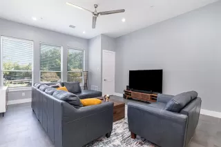 Photo #3: 21114339 Listing 