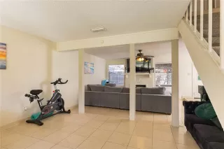 Photo #5: 21114441 Listing 