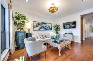 Photo #6: 21114836 Listing