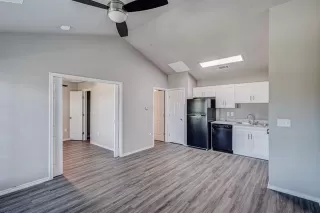 Photo #2: 21114960 Listing 