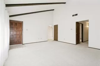 Photo #3: 21115058 Listing 