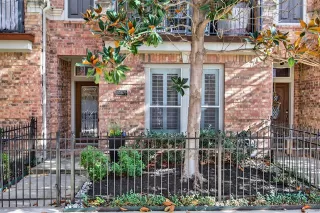 Photo #5: 21115324 Listing