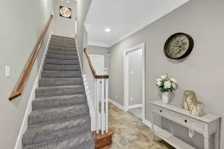 Photo #6: 21115324 Listing