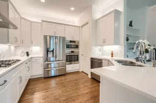 Photo #2: 21115352 Listing