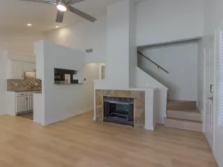 Photo #2: 21115355 Listing