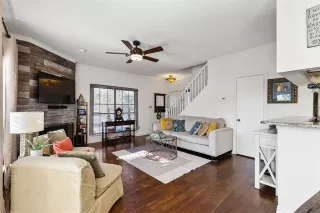 Photo #2: 21116063 Listing 