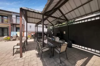 Photo #2: 21116273 Listing 