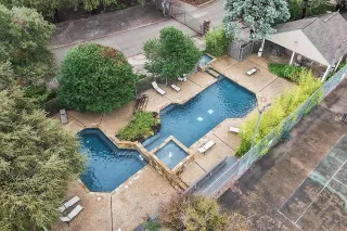 Photo #4: 21116346 Listing 