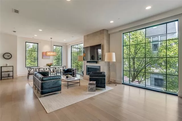 MLS: 21116516 Condo For Sale