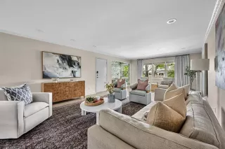 Photo #3: 21116576 Listing 