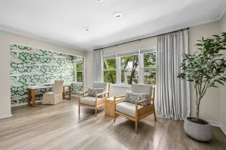 Photo #4: 21116576 Listing 