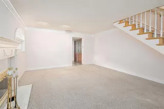 Photo #5: 21116612 Listing 