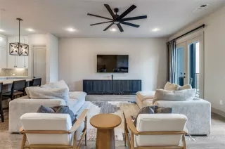 Photo #4: 21116726 Listing 