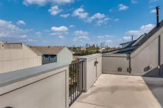 Photo #6: 21116726 Listing 