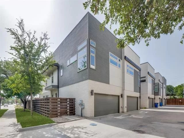 MLS: 21116883 Condo For Sale