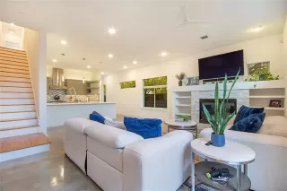 Photo #3: 21116883 Listing 