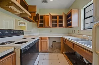 Photo #5: 21117584 Listing 