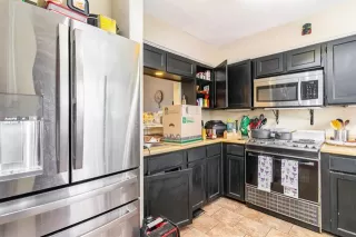 Photo #6: 21117816 Listing