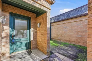 Photo #3: 21117866 Listing