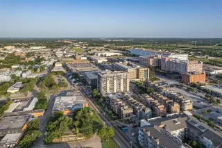 Photo #4: 21119230 Listing 