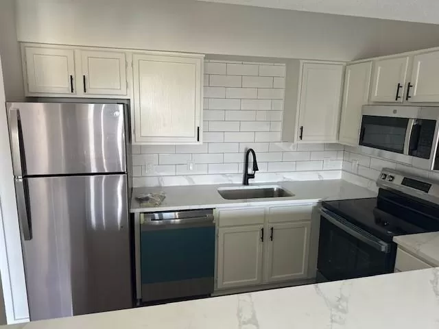 MLS: 21119246 Condo For Sale
