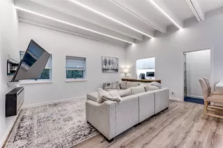 Photo #6: 21119277 Listing 