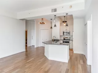 Photo #5: 21119288 Listing 