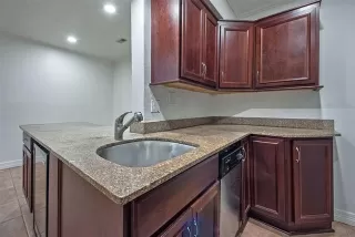 Photo #6: 21119635 Listing 