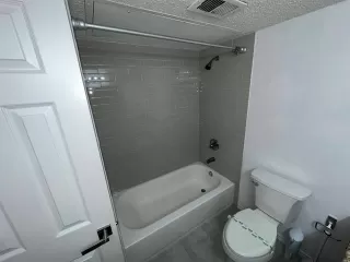 Photo #6: 21119806 Listing