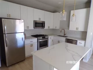 Photo #2: 21120019 Listing 