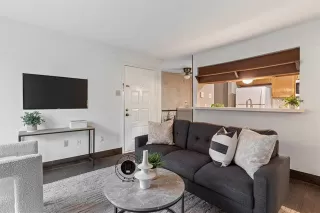 Photo #6: 21120089 Listing