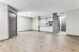 Photo #6: 21120302 Listing 