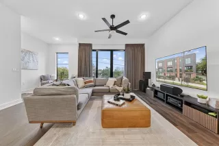 Photo #3: 21120373 Listing 