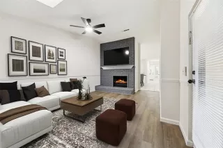 Photo #4: 21120445 Listing 