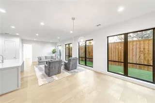 Photo #3: 21120473 Listing 